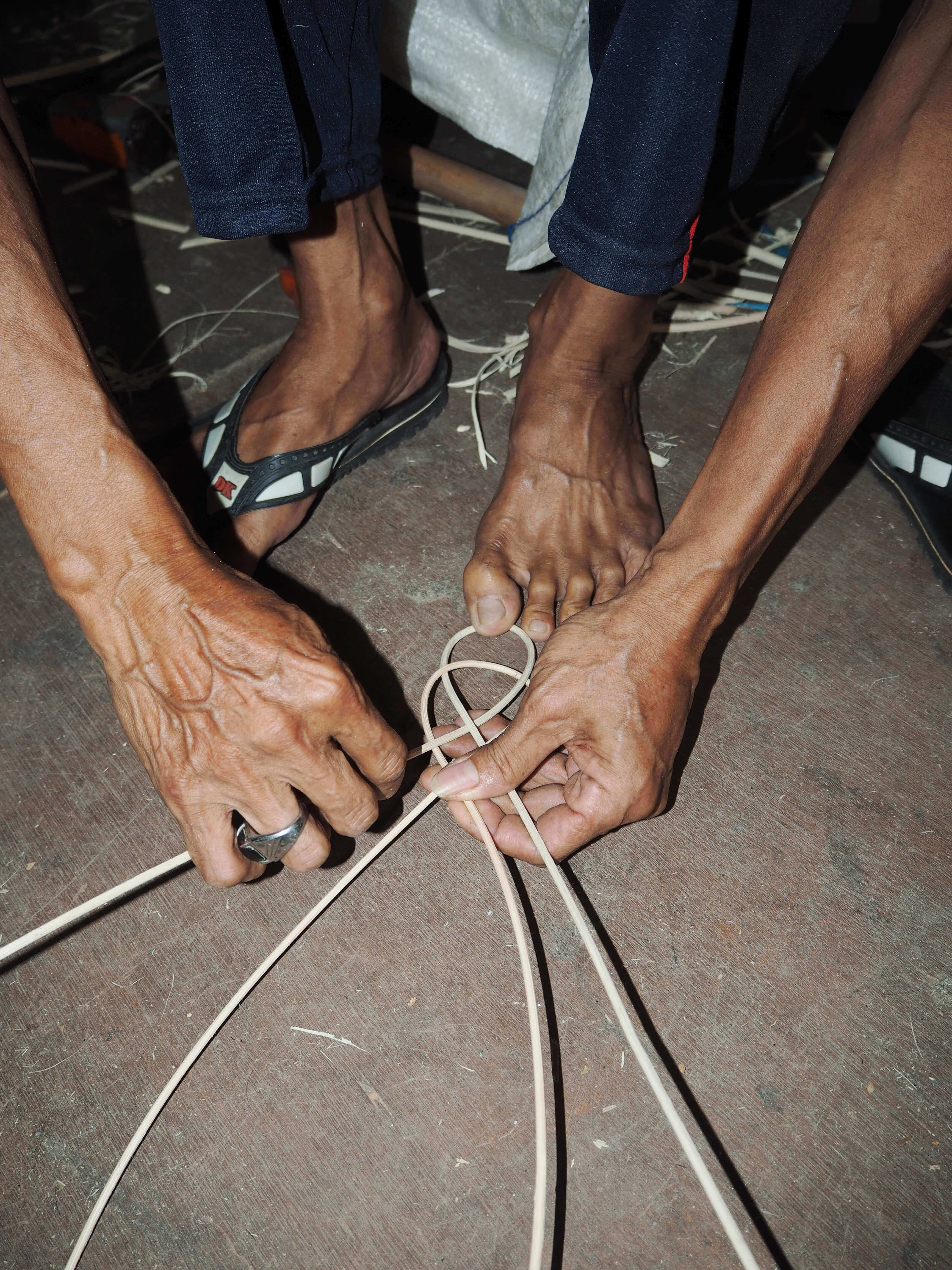 Profiler, Explore: Cross Cultural Chairs Colonization of the act of sitting (Fig. 25)