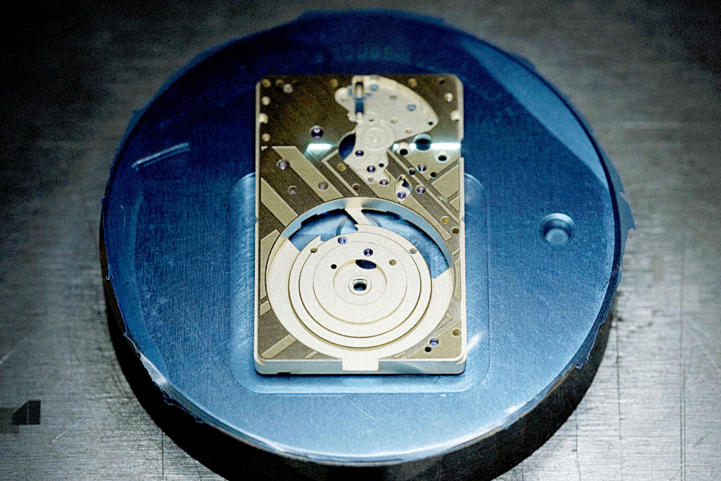 Profiler, Reading: Fiona Kruger Face Of Tasaki (Fig. 5)