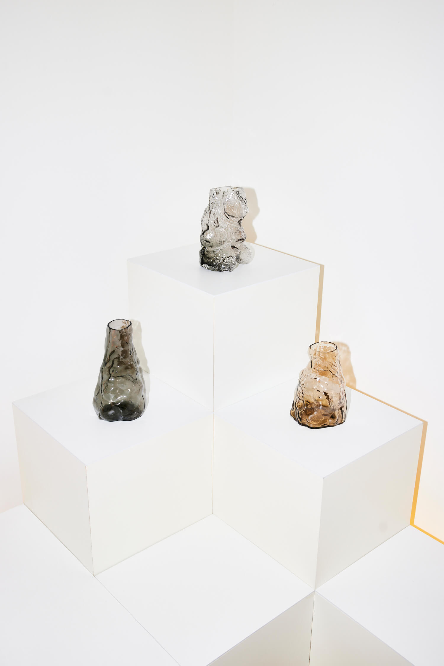 Profiler, Explore: Hans Ulrich Maurer Extraordinary Design (Fig. 2)