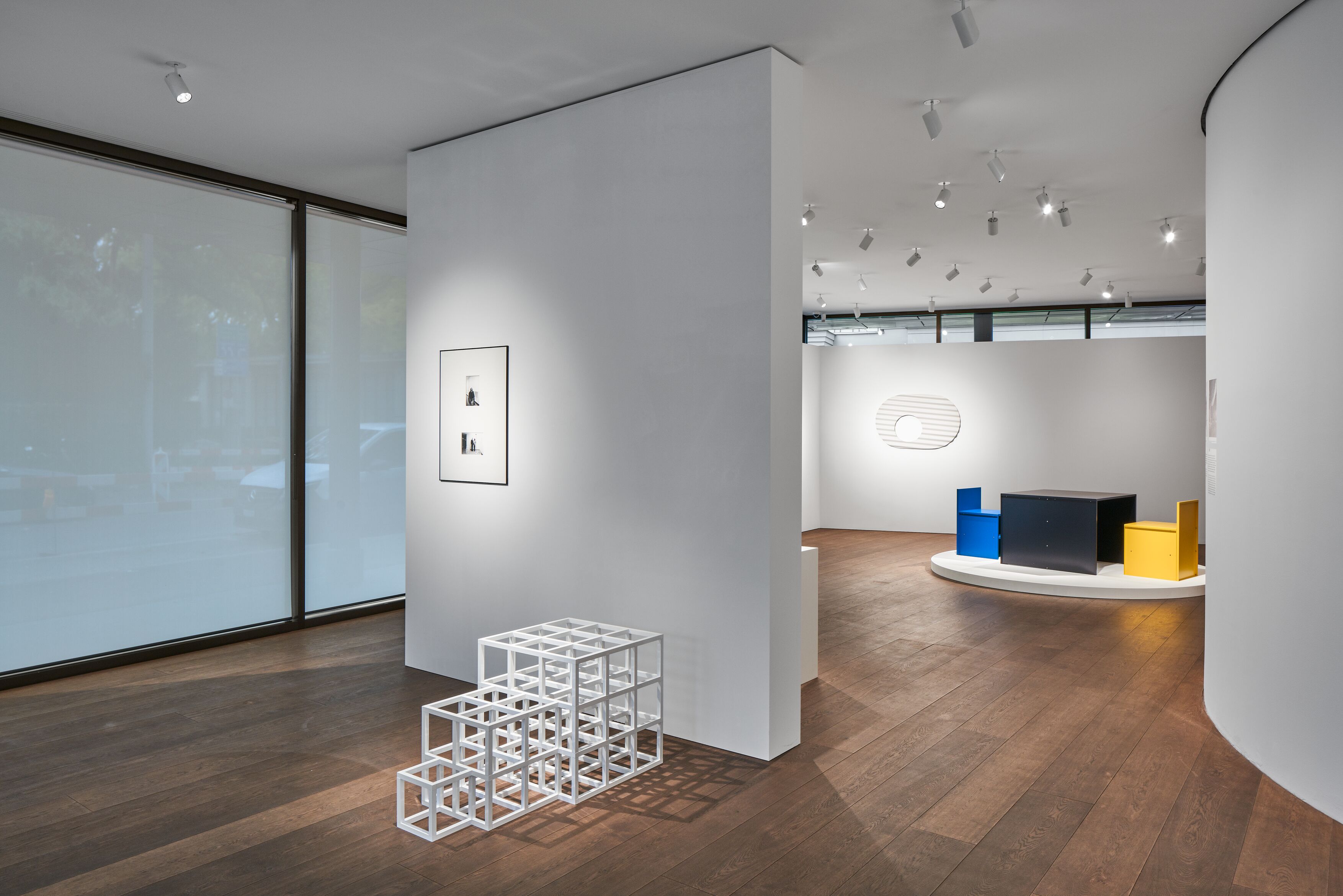 Profiler, Reading: Judd, LeWitt & Bill Made by Lehni At Hauser & Wirth (Fig. 5)