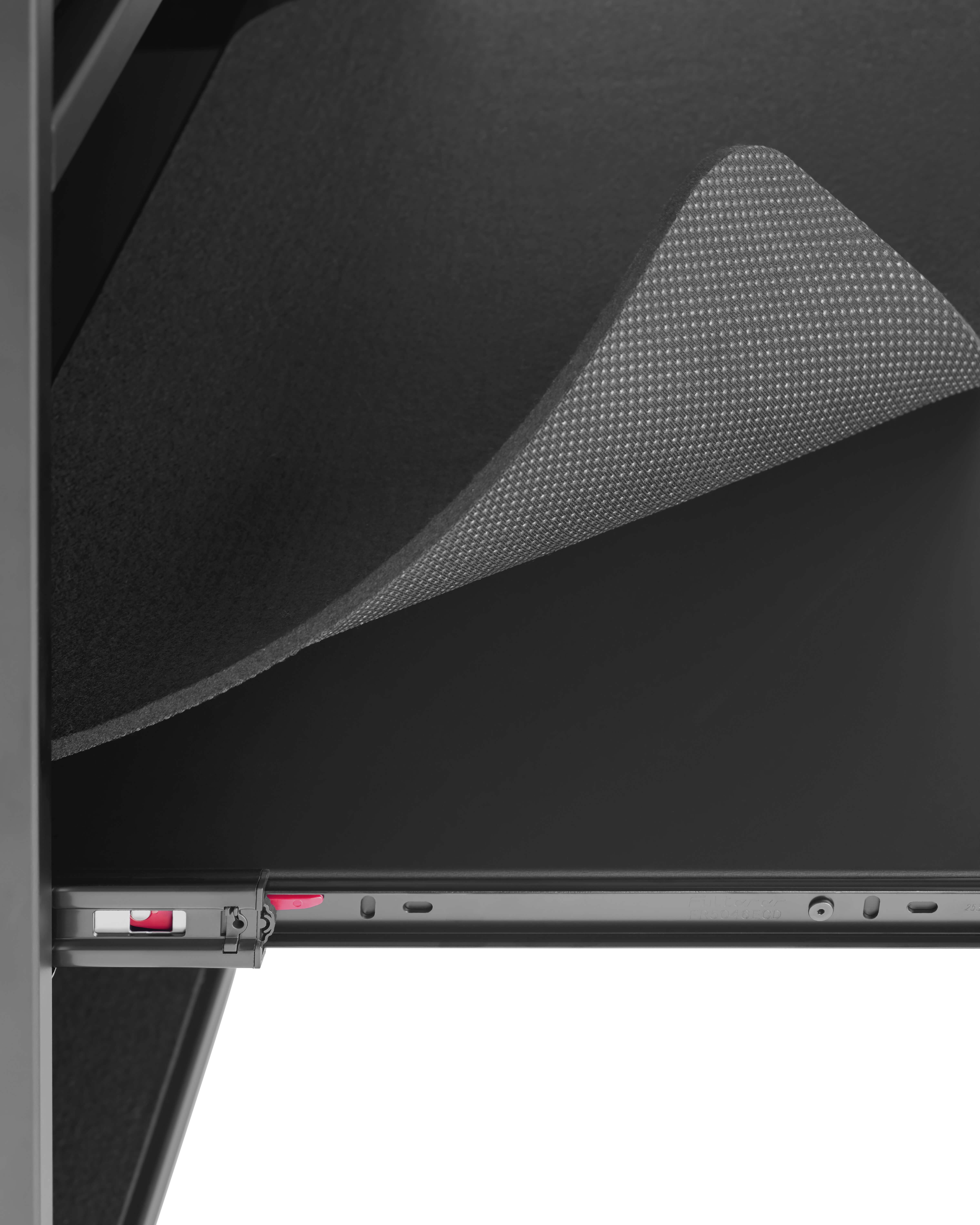 Profiler, Exploring: Rimowa Lehni Aluminium amplified (Fig. 15)