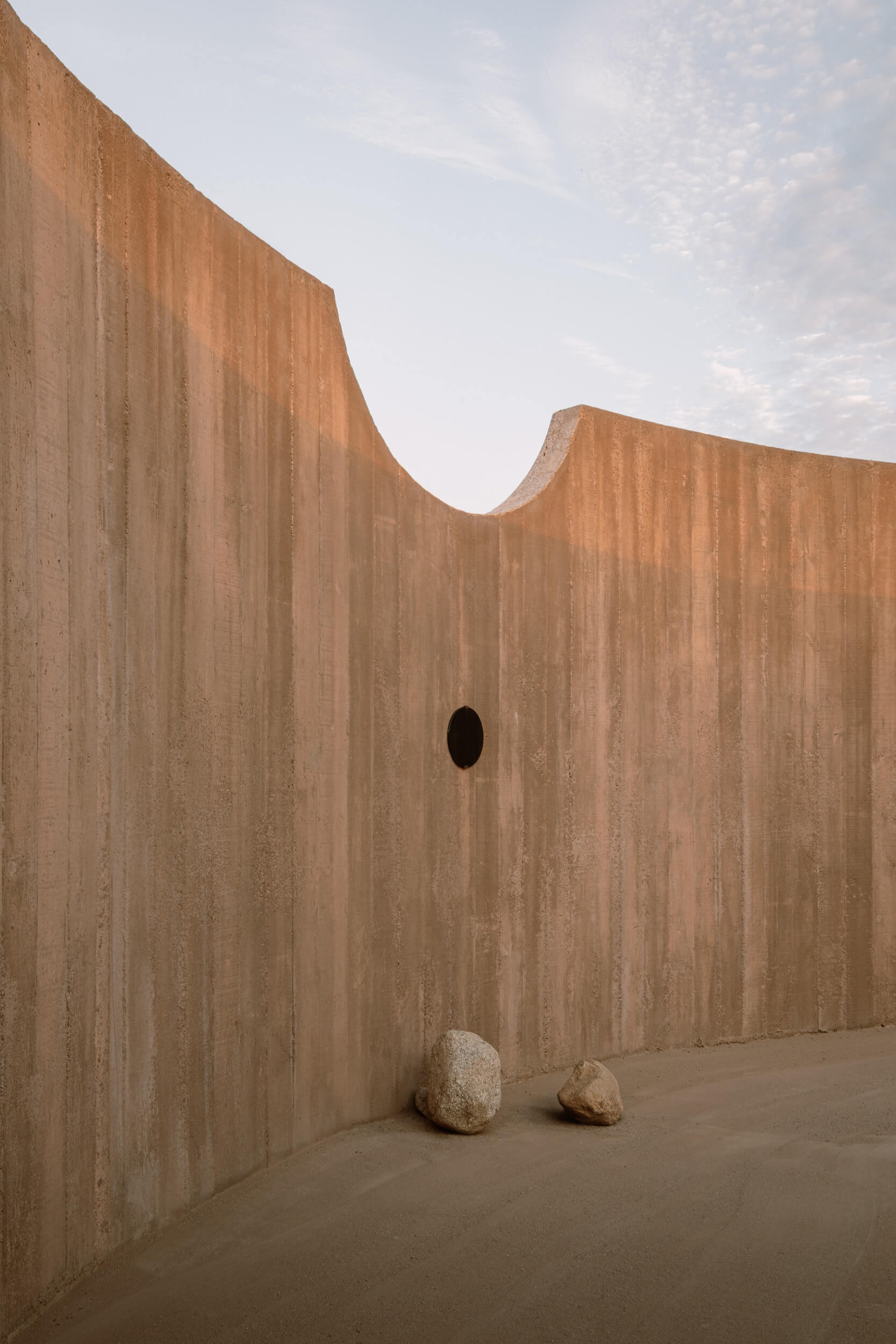 Profiler, Explore: Rubén Valdez Practice for Architecture (Fig. 19)