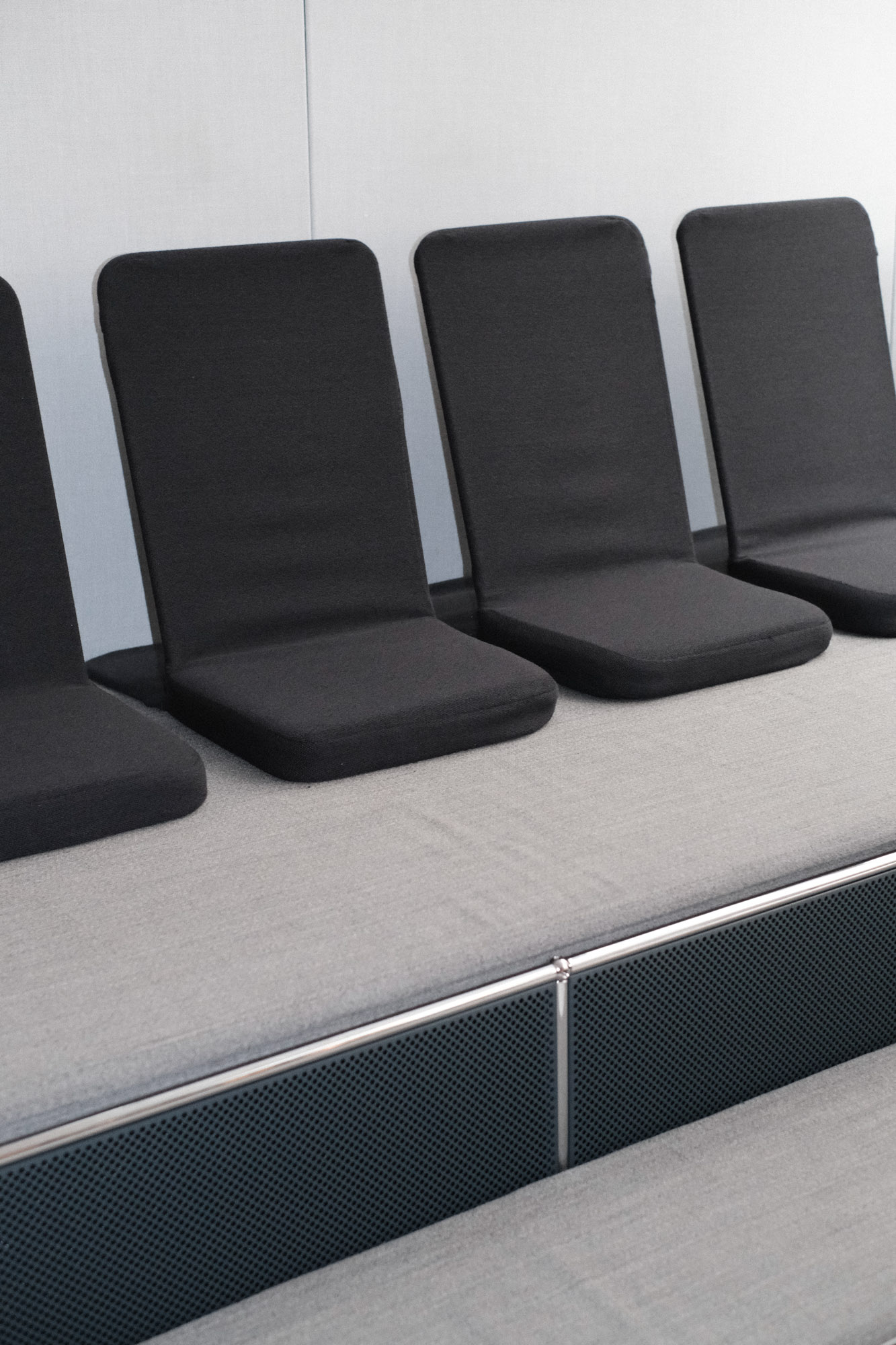 Profiler, Reading: USM × OJAS Listening Room (Fig. 4)